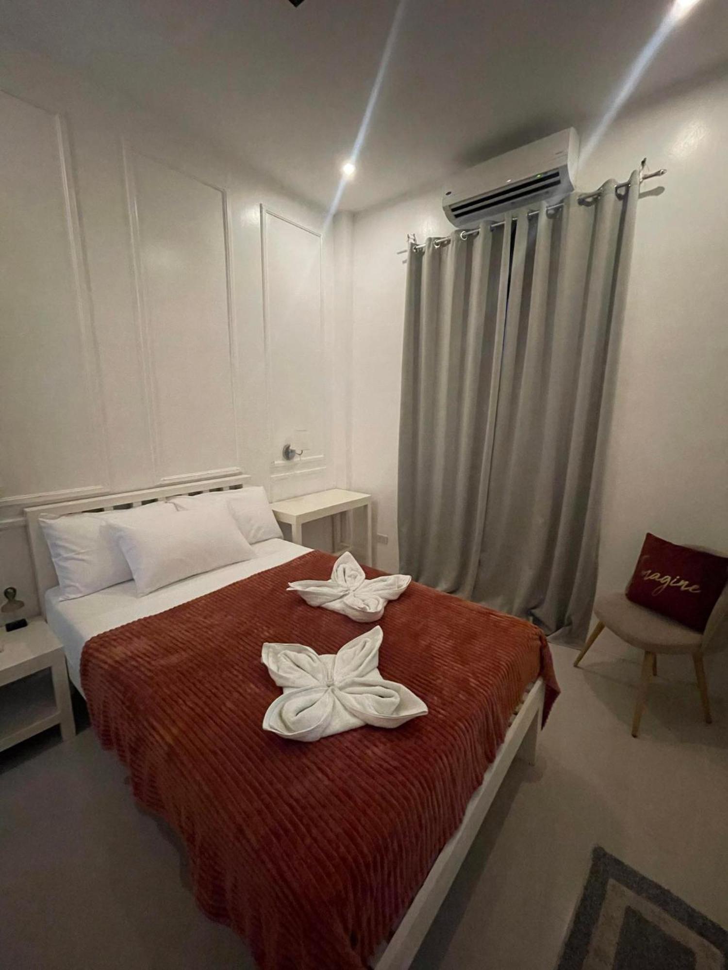 Rue Deuxvilles Villa 隆 外观 照片